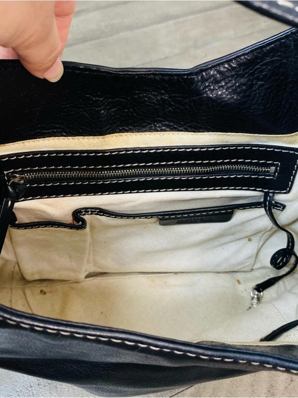 Michael Kors Black Leather  Hobo Shoulder Handbag Good Silver Hardware - Picture 10 of 12